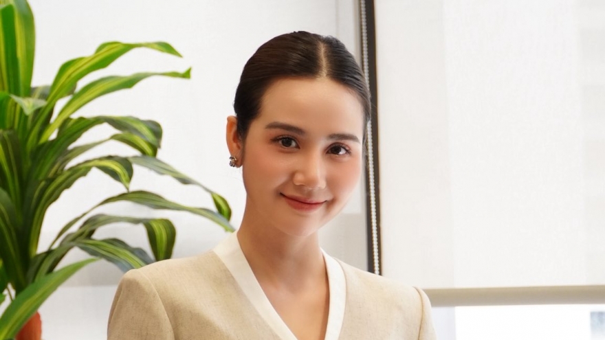 Sắc vóc nữ diễn viên vào vai Ngân khi trưởng thành trong "Cách em 1 milimet"