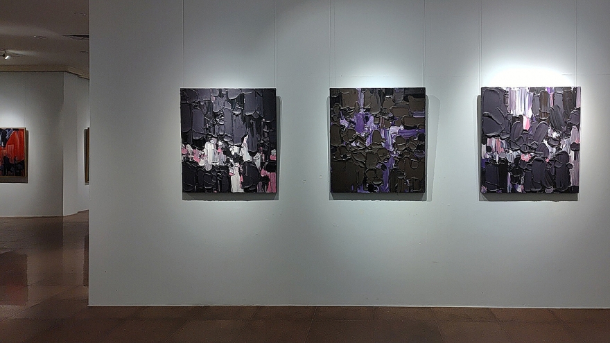 “Đi từ trong ra – inside out”, triển lãm cá nhân lần thứ nhất của Trần Lê Nam