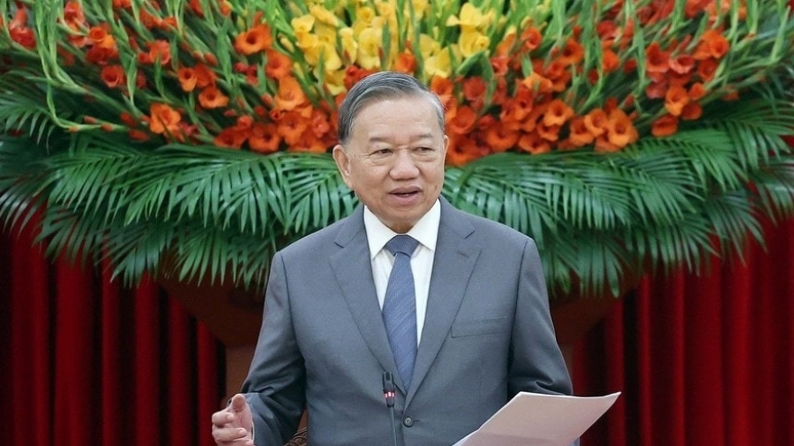 Hạnh phúc của nhân dân phải được đo bằng nhà ở, giáo dục, y tế...