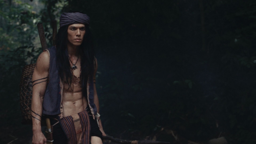 “Tử chiến trên không” mất ngôi vương phòng vé vì phim kinh dị Thái Lan