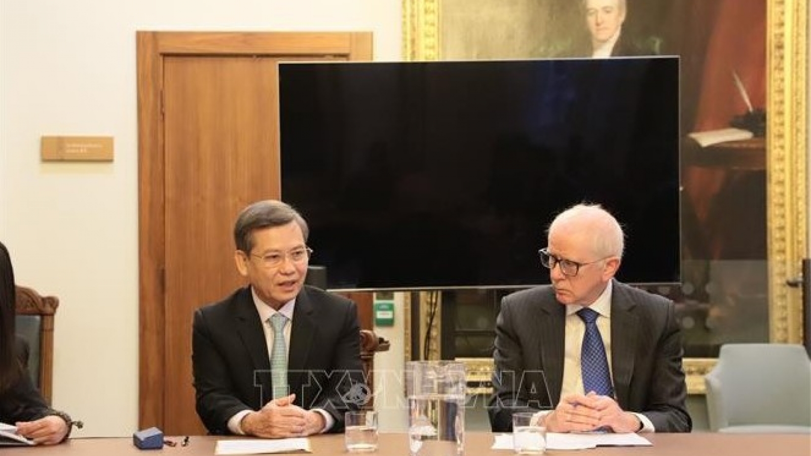 Chief Justice Le Minh Tri’s UK visit deepens bilateral judicial cooperation