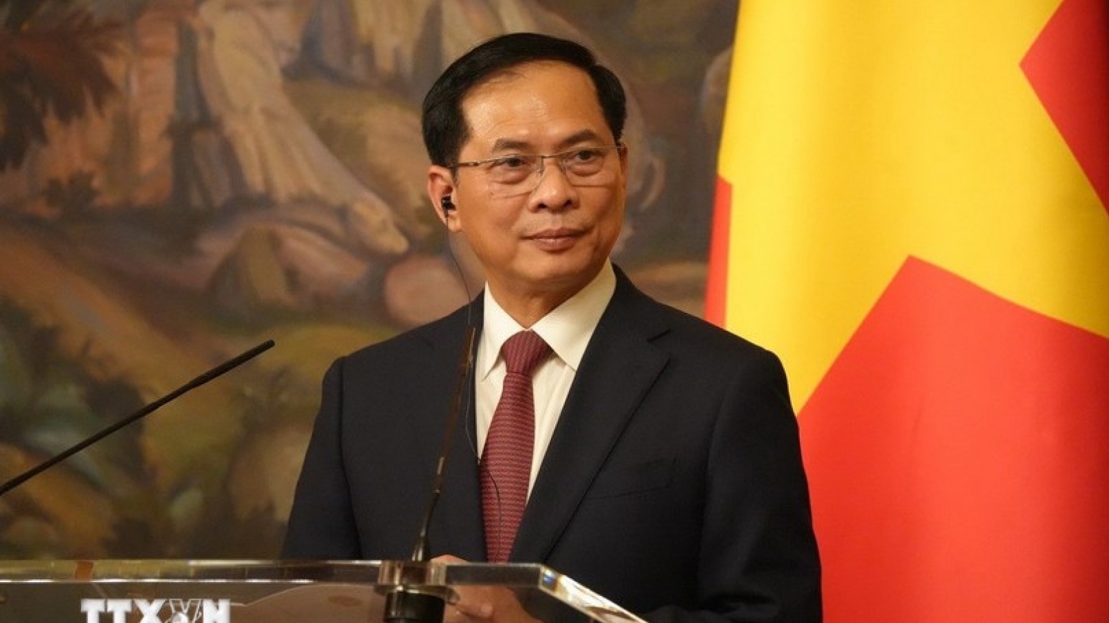 Deputy PM calls for stronger trade, connectivity and digital growth at APEC dialogue