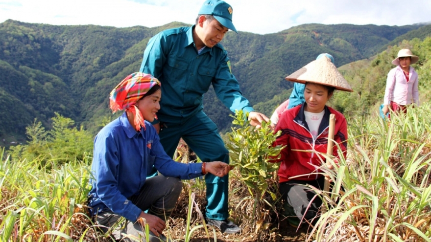 Niềm tin mới trên vùng đất người La Hủ