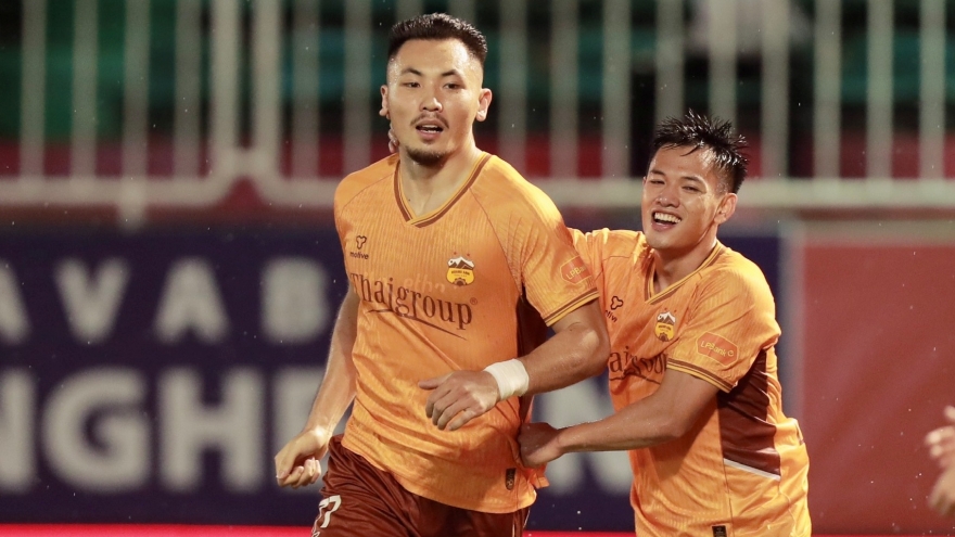 Sau vòng 8 V-League 2025/2026: HAGL thắng sốc, Ninh Bình gây ấn tượng