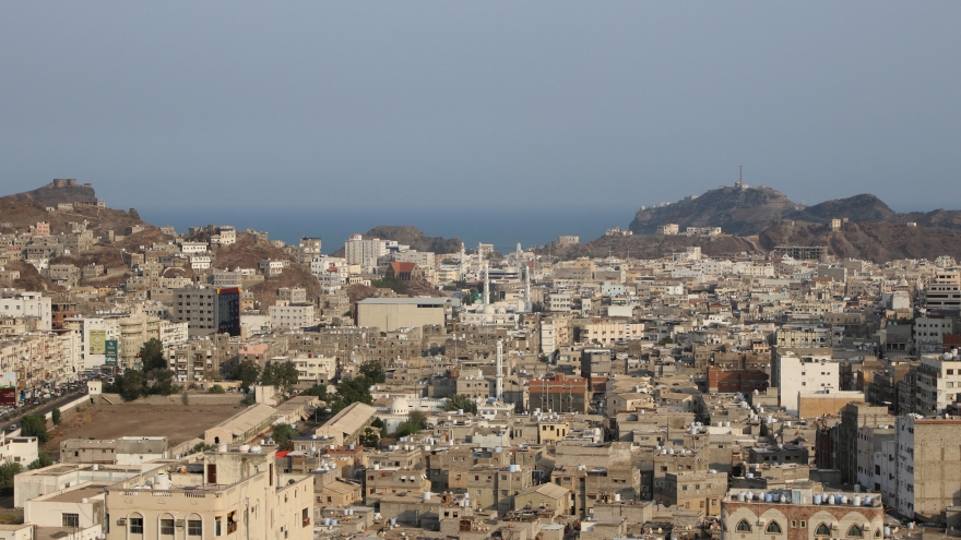 Houthi bác tin tấn công tàu hàng trên Biển Đỏ