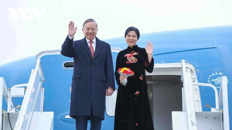 Party General Secretary To Lam begins official visit to Bulgaria