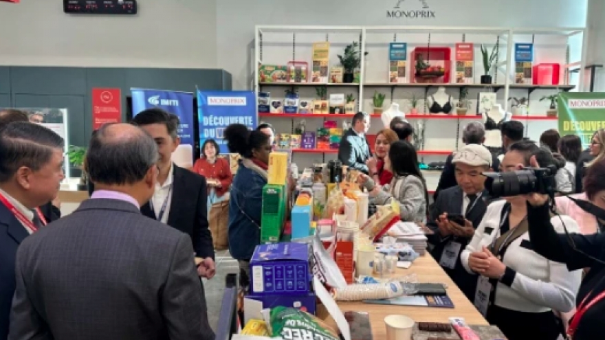 Vietnamese enterprises sound out trade opportunities in Europe