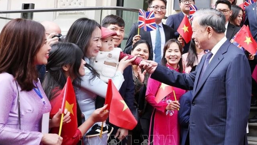 Party General Secretary concludes official visit to UK