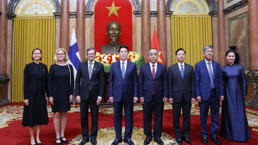 State leader welcomes newly-appointed foreign ambassadors to Vietnam