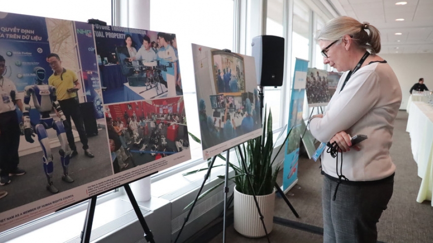 Photo exhibition highlights Vietnam’s commitment to human rights