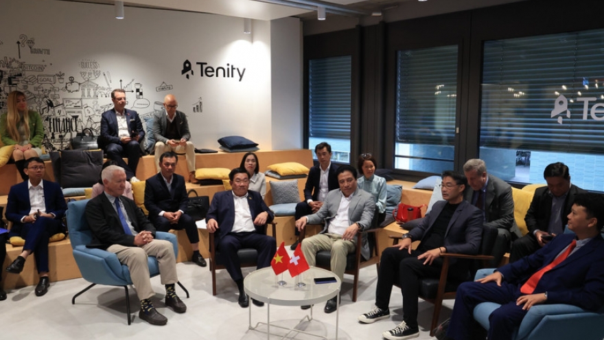 Zurich discussion opens gateway for cooperation between Khanh Hoa, Swiss firms