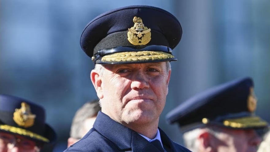 Australia cắt giảm chi phí quốc phòng để dành tiền trang bị tàu ngầm