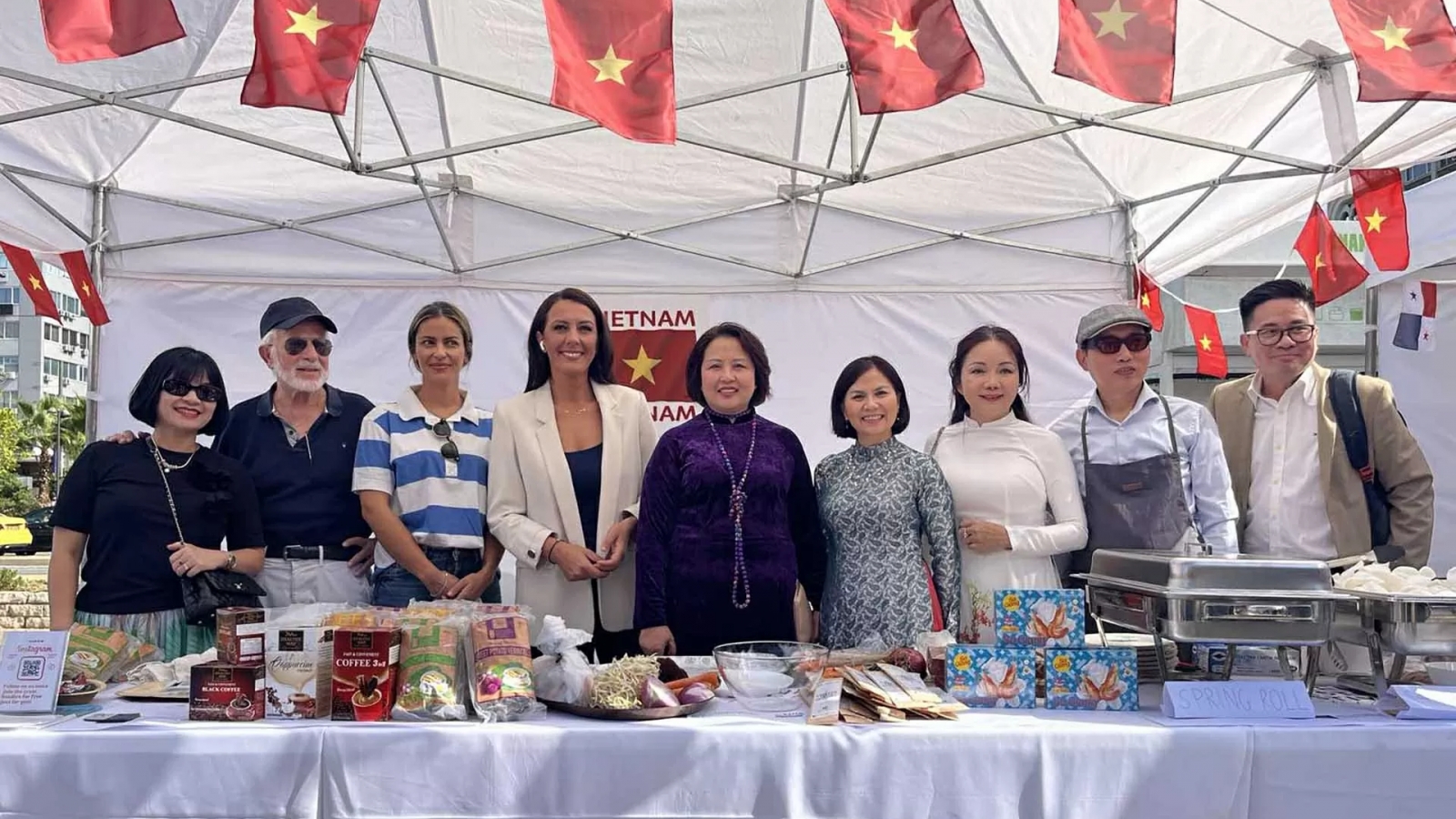 Vietnamese cuisine introduced at Piraeus Taste Festival, Greece