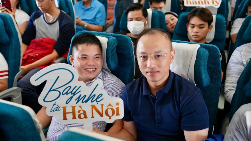 “Bay nhẹ tới Hà Nội” – Khi mỗi chuyến bay mang theo một thông điệp sống xanh