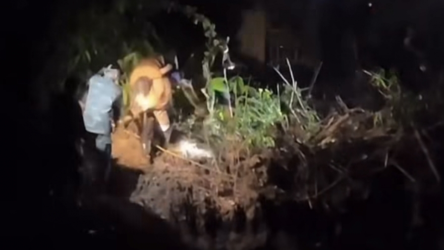 Tìm thấy thi thể cháu bé 11 tuổi ngã xuống suối tại Sơn La