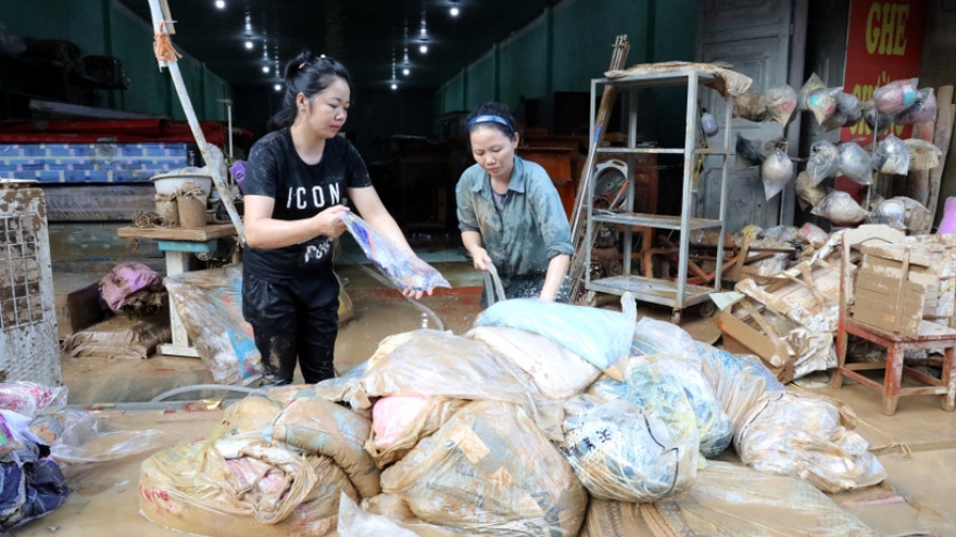 Additional VND400 billion earmarked for flood-hit provinces’ recovery