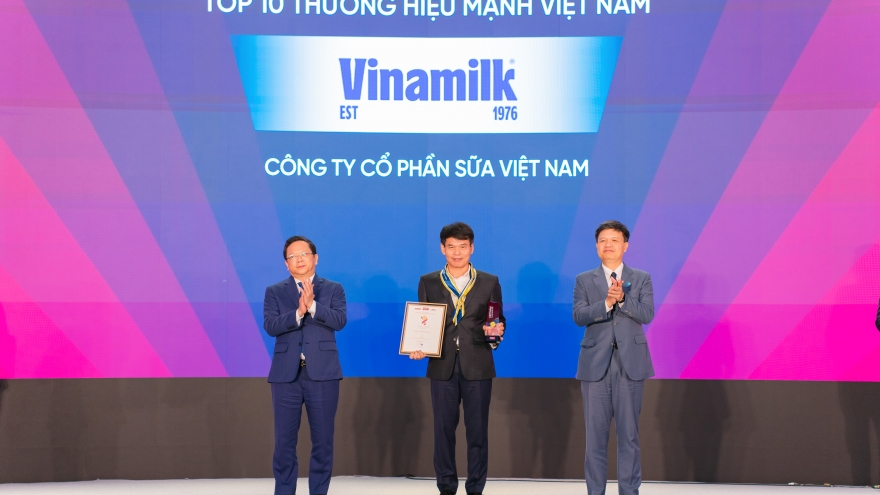 Dẫn đầu xu thế phát triển mới, Vinamilk tự hào là 1 trong 10 thương hiệu mạnh Việt Nam