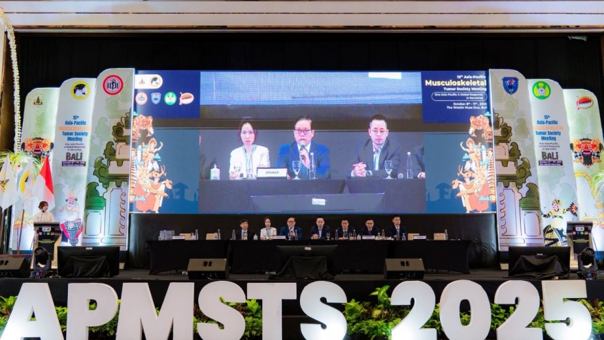 Thành tựu của Vinmec trong điều trị ung thư xương có ý nghĩa lớn với y học châu Á