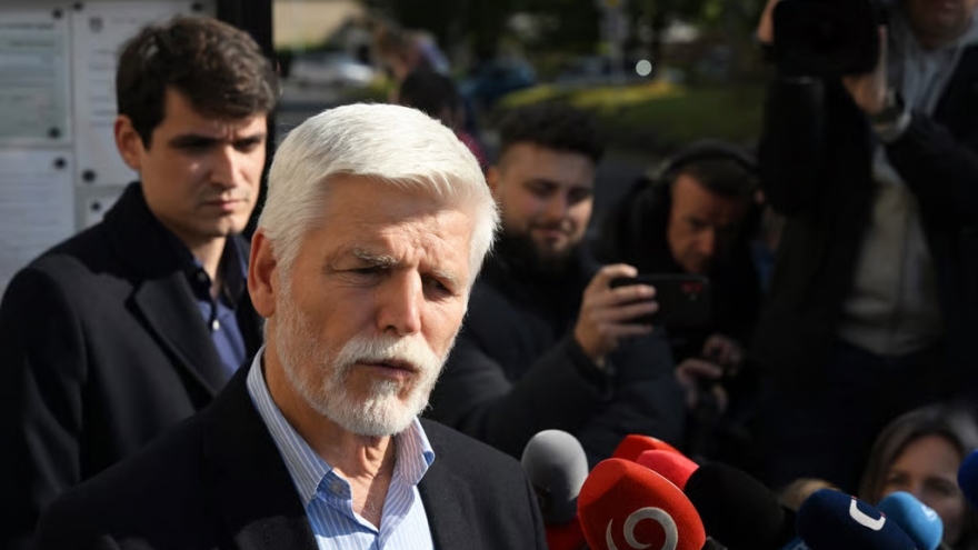 Tổng thống Séc đưa vấn đề NATO và EU vào các cuộc đàm phán nội các sau bầu cử