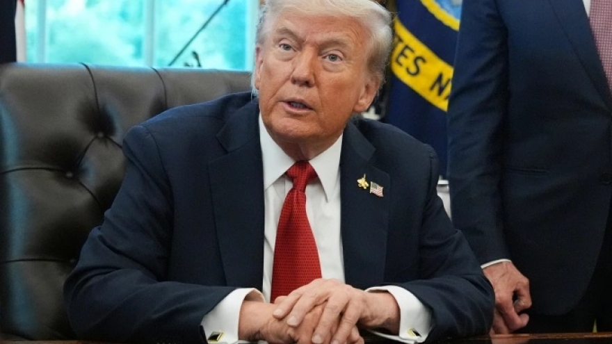 Ông Trump hủy kế hoạch gặp Chủ tịch Tập Cận Bình, đe dọa áp thuế mạnh với Bắc Kinh