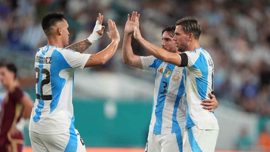 Kết quả bóng đá hôm nay 11/10: Không Messi, Argentina thắng tối thiểu