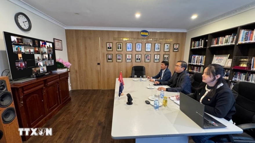 Vietnam, Australia step up business association links