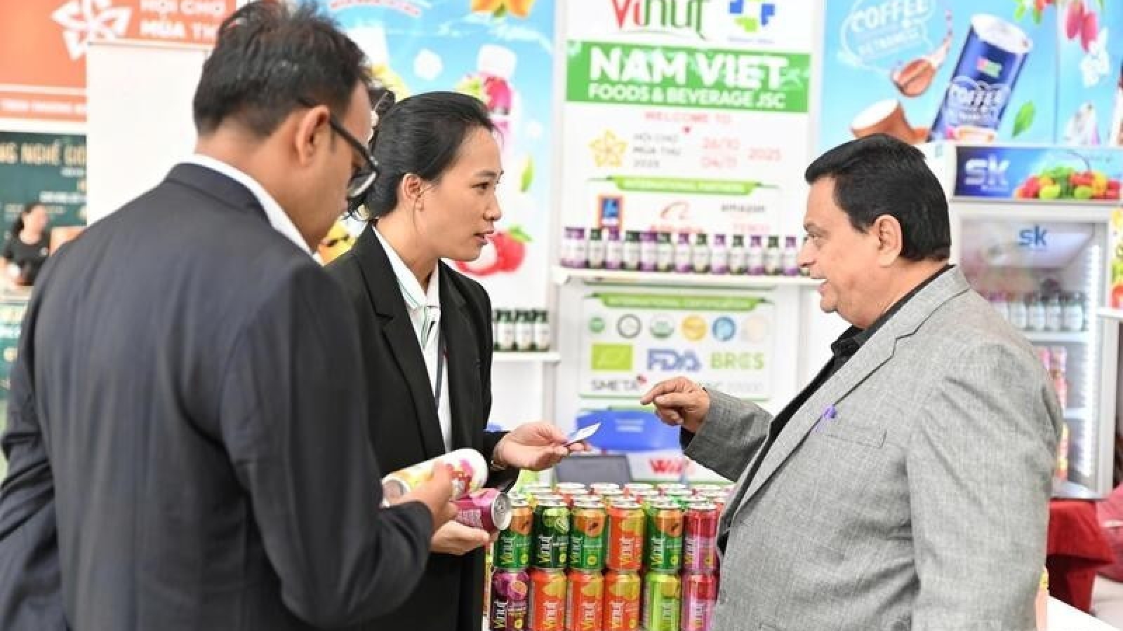 Over 100 economic cooperation deals sealed at Autumn Fair 2025