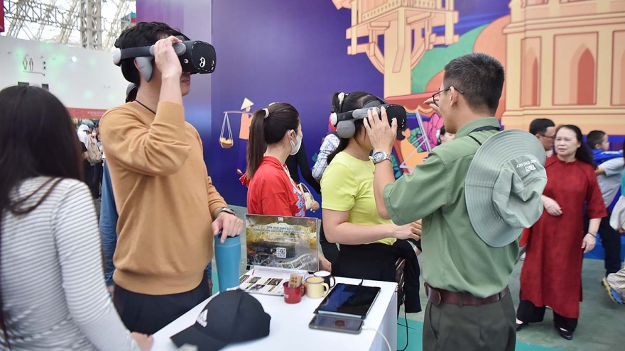 Sản phẩm du lịch sáng tạo “Hang chỉ huy” góp mặt tại Hội chợ Mùa Thu 2025