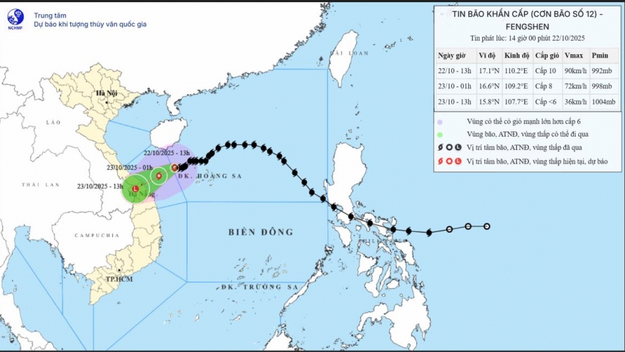 Bão số 12 áp sát đất liền, biển động mạnh, Trung Bộ mưa đặc biệt lớn