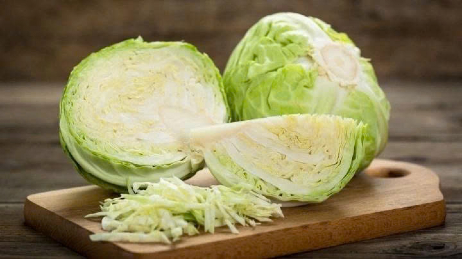 Bắp cải: Loại rau bình dân, lợi ích không ngờ cho sức khỏe