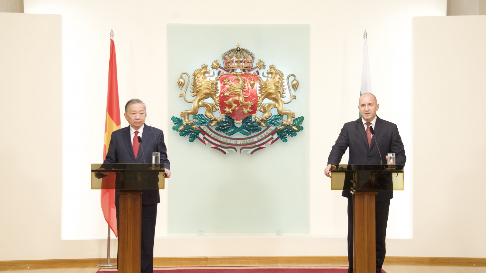 Tổng Bí thư Tô Lâm và Tổng thống Bulgaria họp báo thông tin kết quả hội đàm