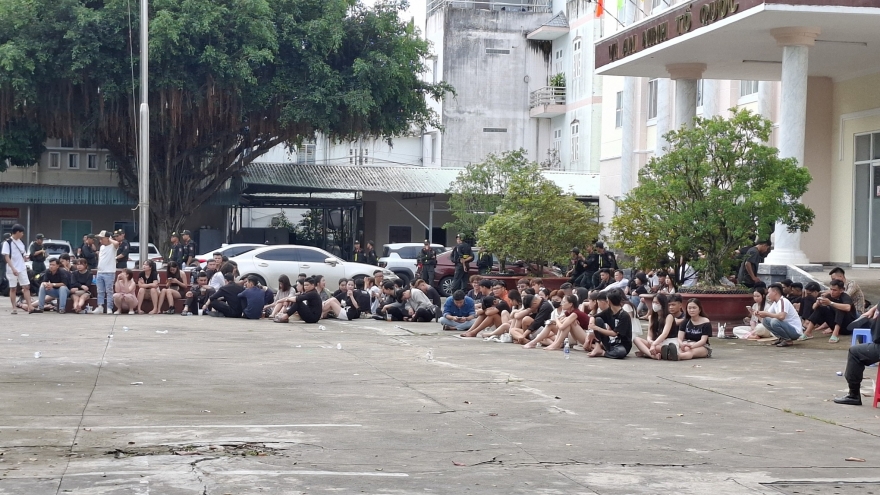 Kiểm tra đột xuất phát hiện 16 đối tượng dương tính với ma túy ở Cần Thơ