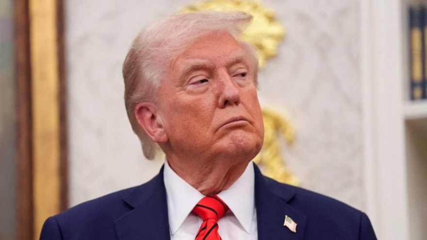 Ông Trump nói Ấn Độ cam kết dừng mua dầu của Nga