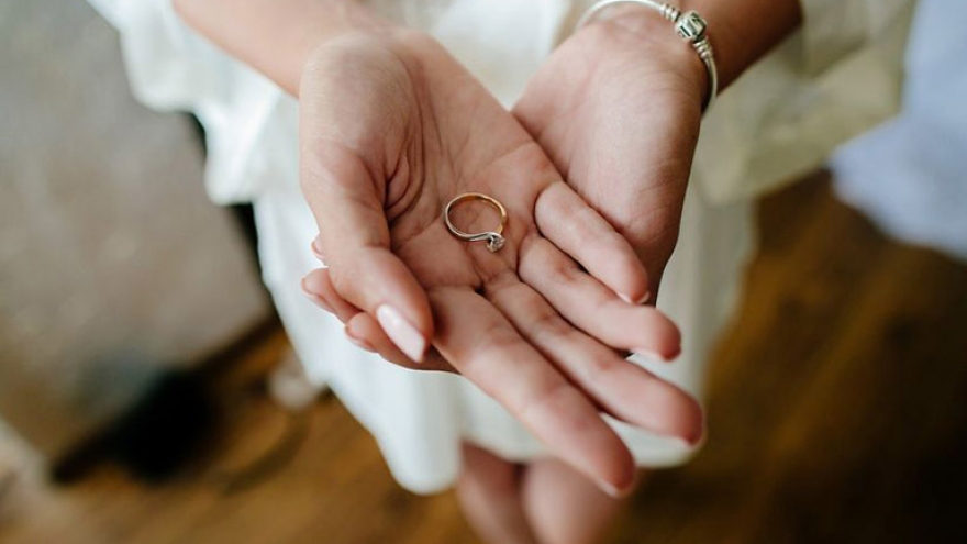 Sau 2 lần đổ vỡ hôn nhân, tôi không biết liệu có nên kết hôn lần nữa?