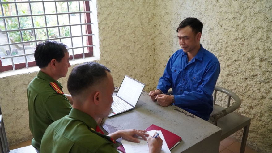 Bóc trần “thầy giáo nhân ái” Nguyễn Mạnh Tuân vụ chiếm đoạt hàng trăm triệu đồng