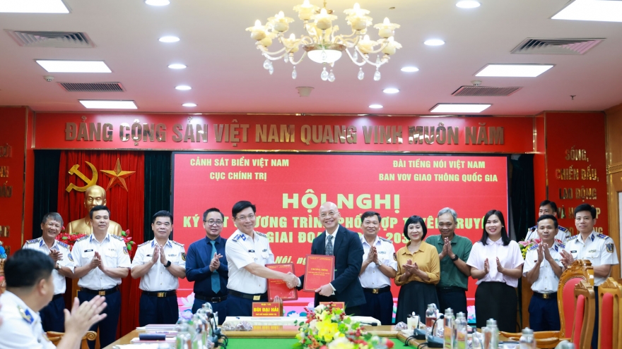 Cục Chính trị Cảnh sát biển Việt Nam và VOV ký kết phối hợp tuyên truyền