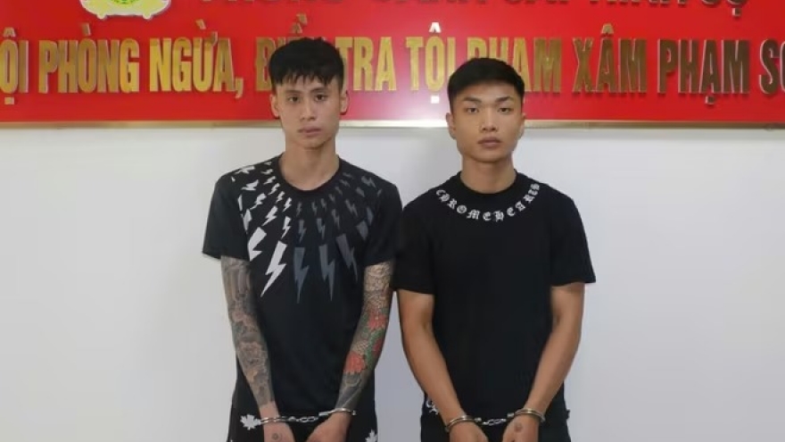 Cảnh sát hình sự bắt nhóm đối tượng liên tiếp cướp giật