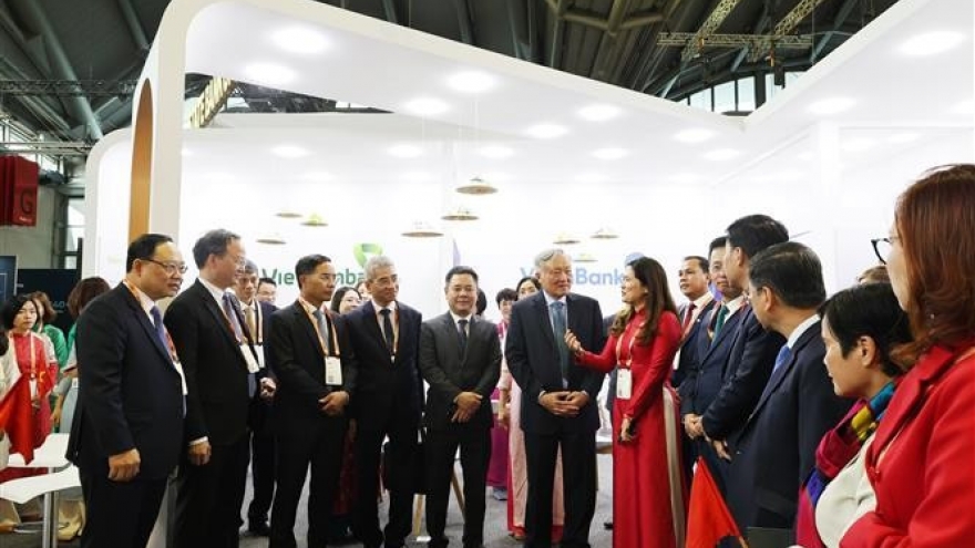 Vietnam commits to digital finance, global cooperation: Deputy PM