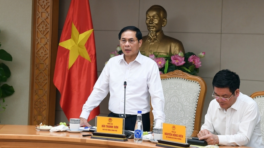 Phó Thủ tướng Bùi Thanh Sơn họp rà soát tiến độ chuẩn bị tổ chức Hội chợ Mùa thu