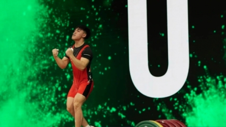 Record medal tally for Vietnam at Asian Youth Games 2025