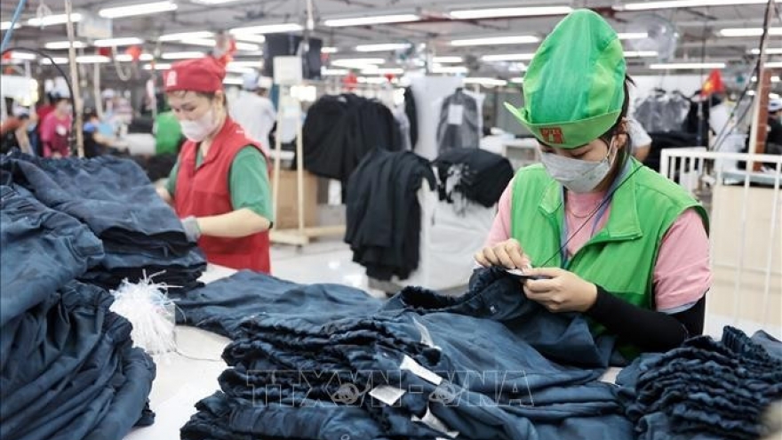 Vietnam exceeds global forecasts with 8.23% GDP growth