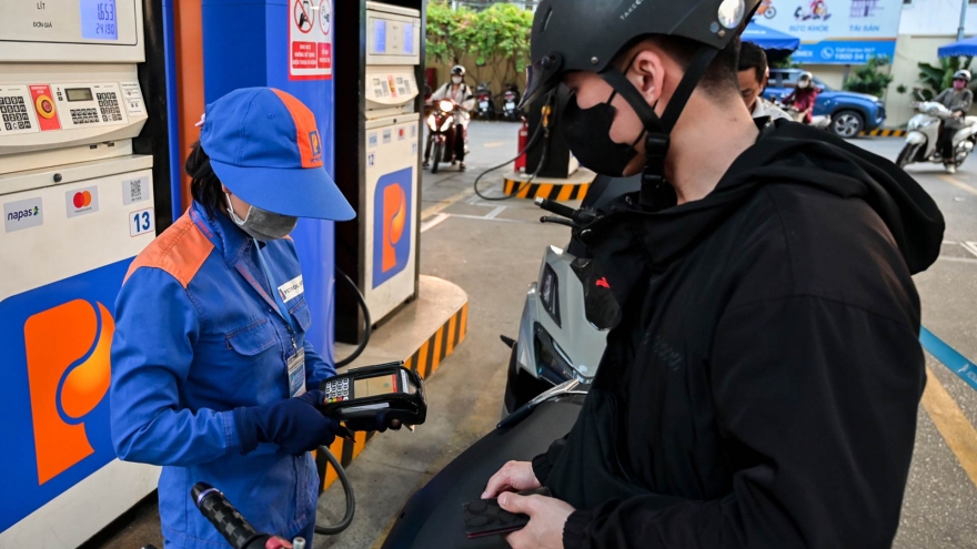 Giá xăng dầu có khả năng tăng mạnh vào ngày mai