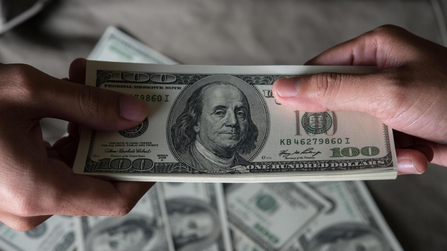 Tỷ giá USD hôm nay 15/10: Tỷ giá trung tâm giữ ở mức 25.114 đồng/USD