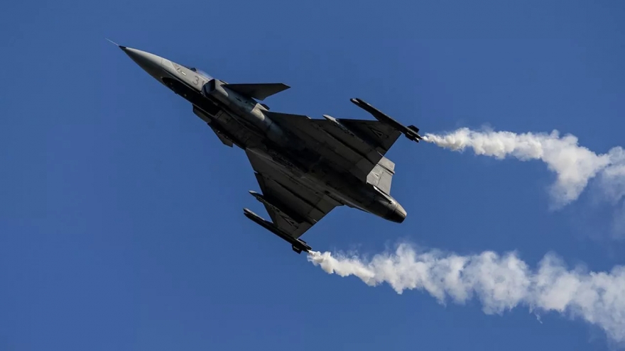 Thụy Điển đồng ý bán hơn 100 chiến đấu cơ Gripen cho Ukraine
