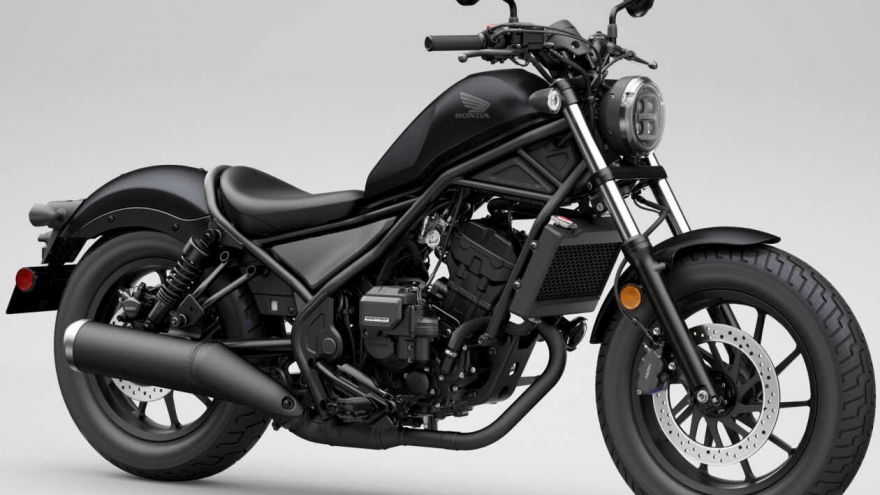 Honda Rebel 300 2026 ra mắt với công nghệ E-Clutch, sang số không cần bóp côn