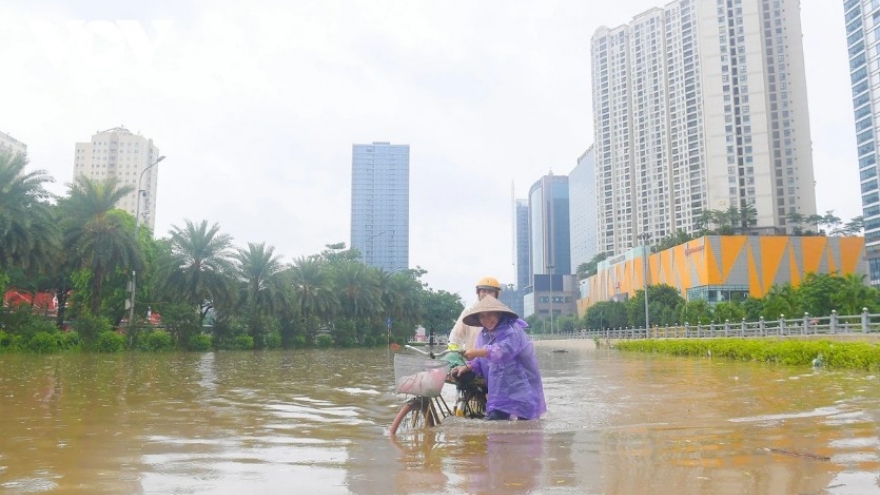 Heavy rains ease in northern Vietnam, may return early Oct. 8