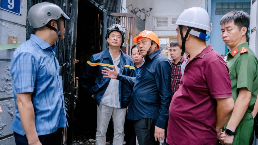 Chủ tịch Hà Nội chỉ đạo khẩn trương khắc phục hậu quả vụ cháy làm 5 người tử vong