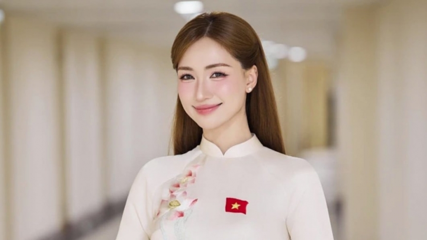 Sao Việt 30/10: Hòa Minzy ủng hộ 100 triệu đồng cho đồng bào Huế