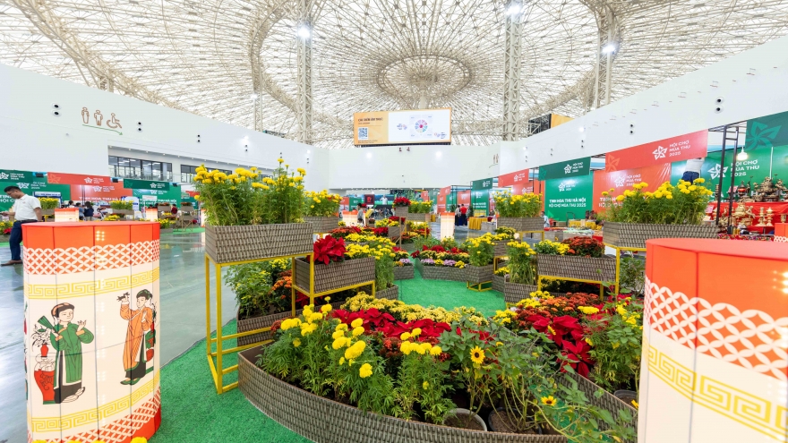 Hội chợ Mùa Thu 2025: Bàn tay Việt thắp sáng bản sắc văn hóa truyền thống