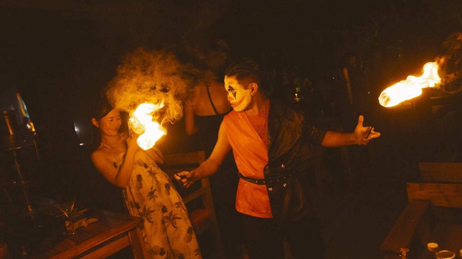 Sunset Beach – “ngọn lửa” Halloween trên bãi biển Phú Quốc